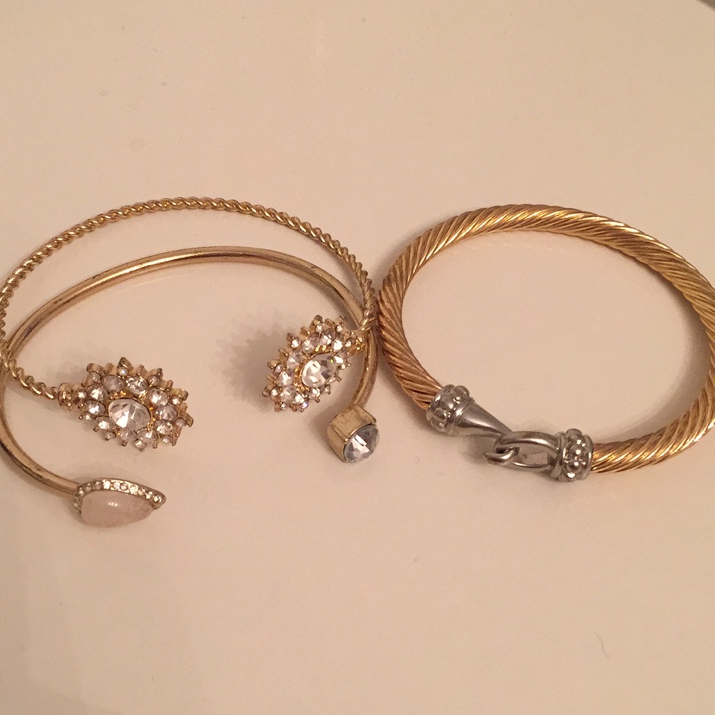 Gold Bangles Set
